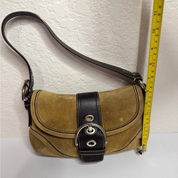 COACH Y2K Soho Suede Flap Belt Buckle Shoulder Bag Honey Tan/Brown - Picture 4 of 12